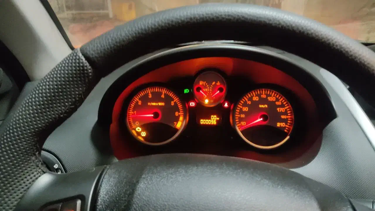 207 پانا ارتقا یافته|خودرو سواری و وانت|بیرجند, |دیوار