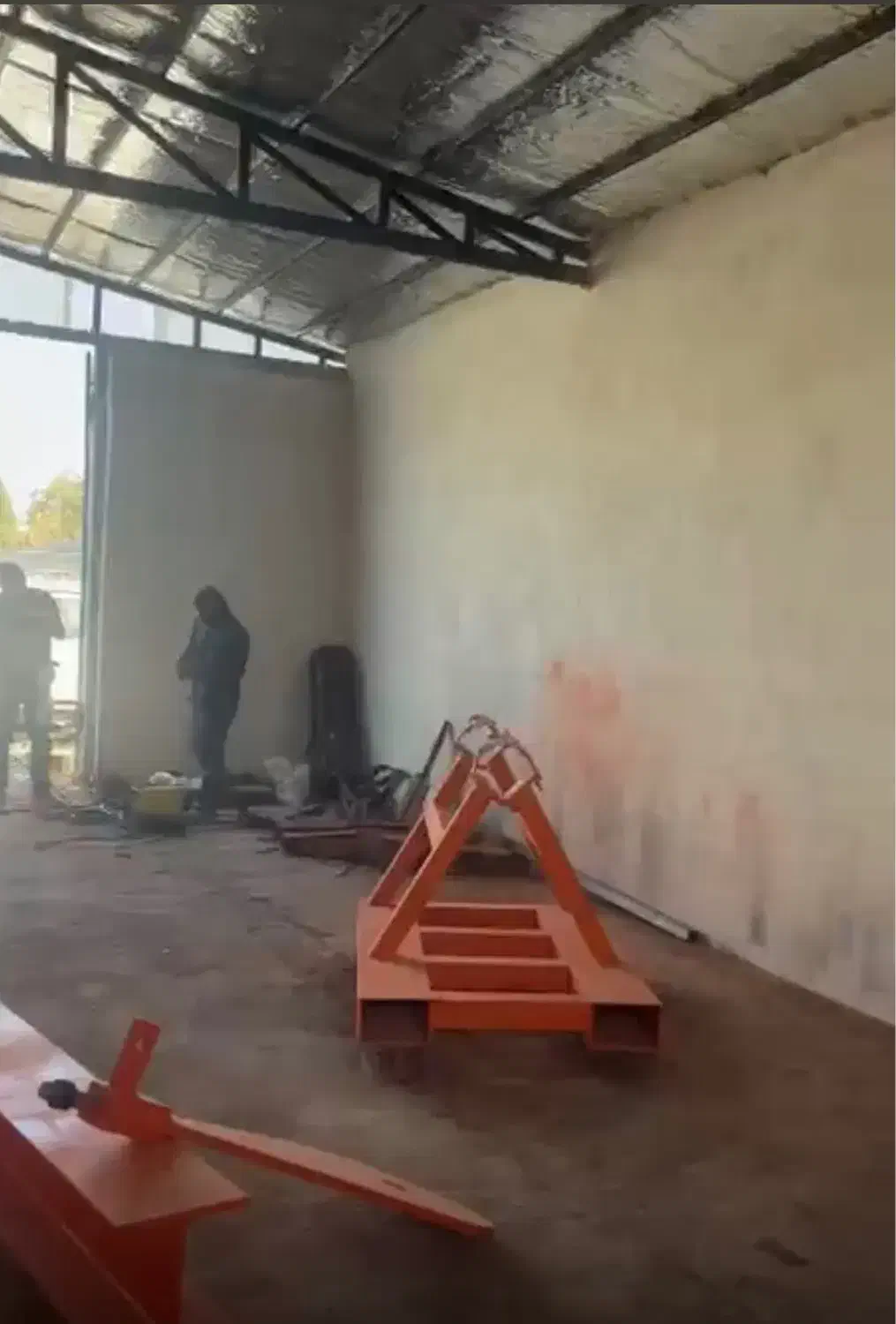 ۲۰۰متر سالن کارگاهی ۱۰۰متر محوطه شهریار باغستان|اجارهٔ دفتر صنعتی، کشاورزی، تجاری|باغستان, |دیوار