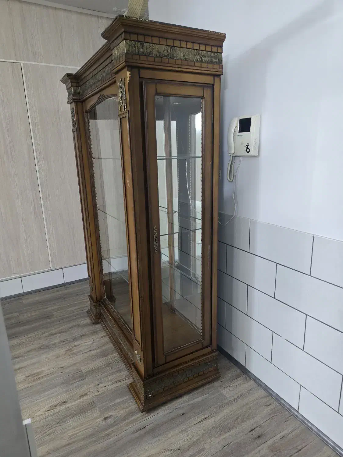 بوفه|بوفه، ویترین، کنسول|سیرجان, |دیوار