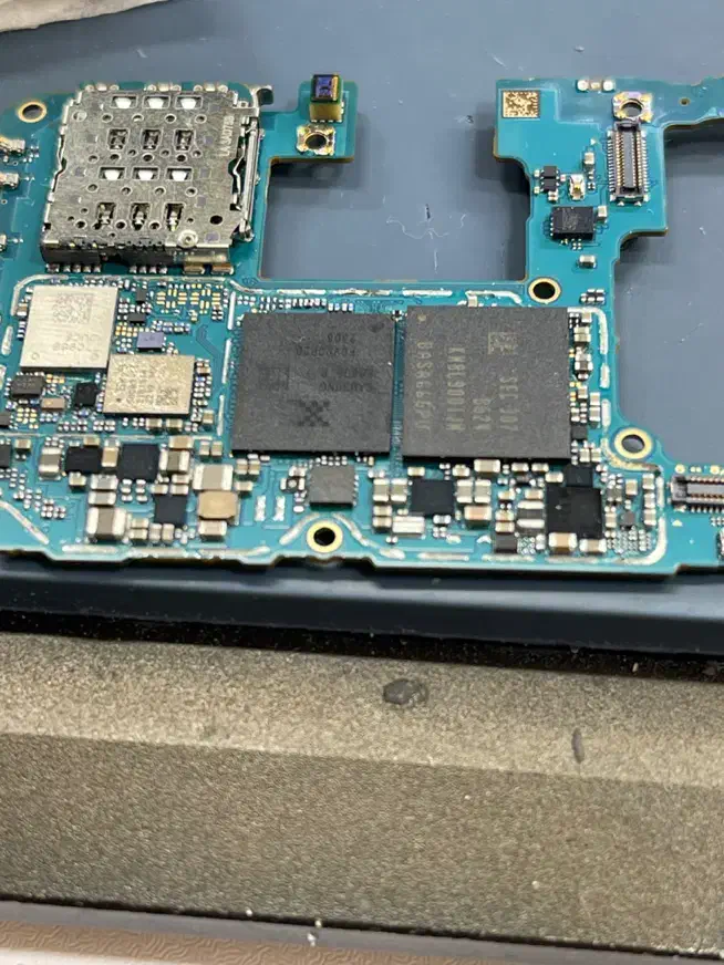 تعمیرات تخصصی موبایل با قطعات اصلی و ضمانت|خدمات رایانه‌ای و موبایل|تهران, شیخ هادی|دیوار