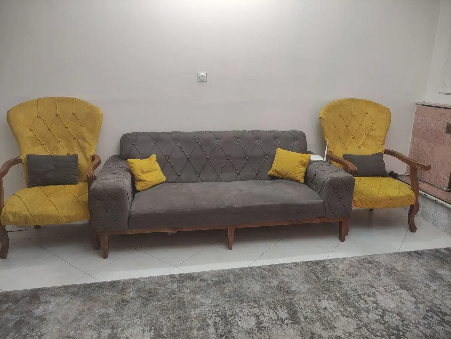 مبل|مبلمان خانگی و میز عسلی|فردیس, خیام شرقی|دیوار