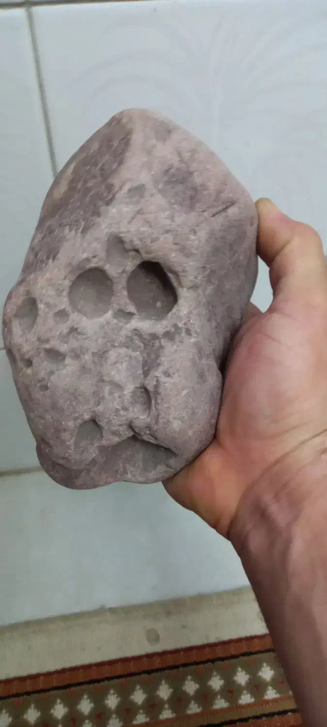 سنگ عجیب چهره انسان|کلکسیون اشیاء عتیقه|ملارد, |دیوار