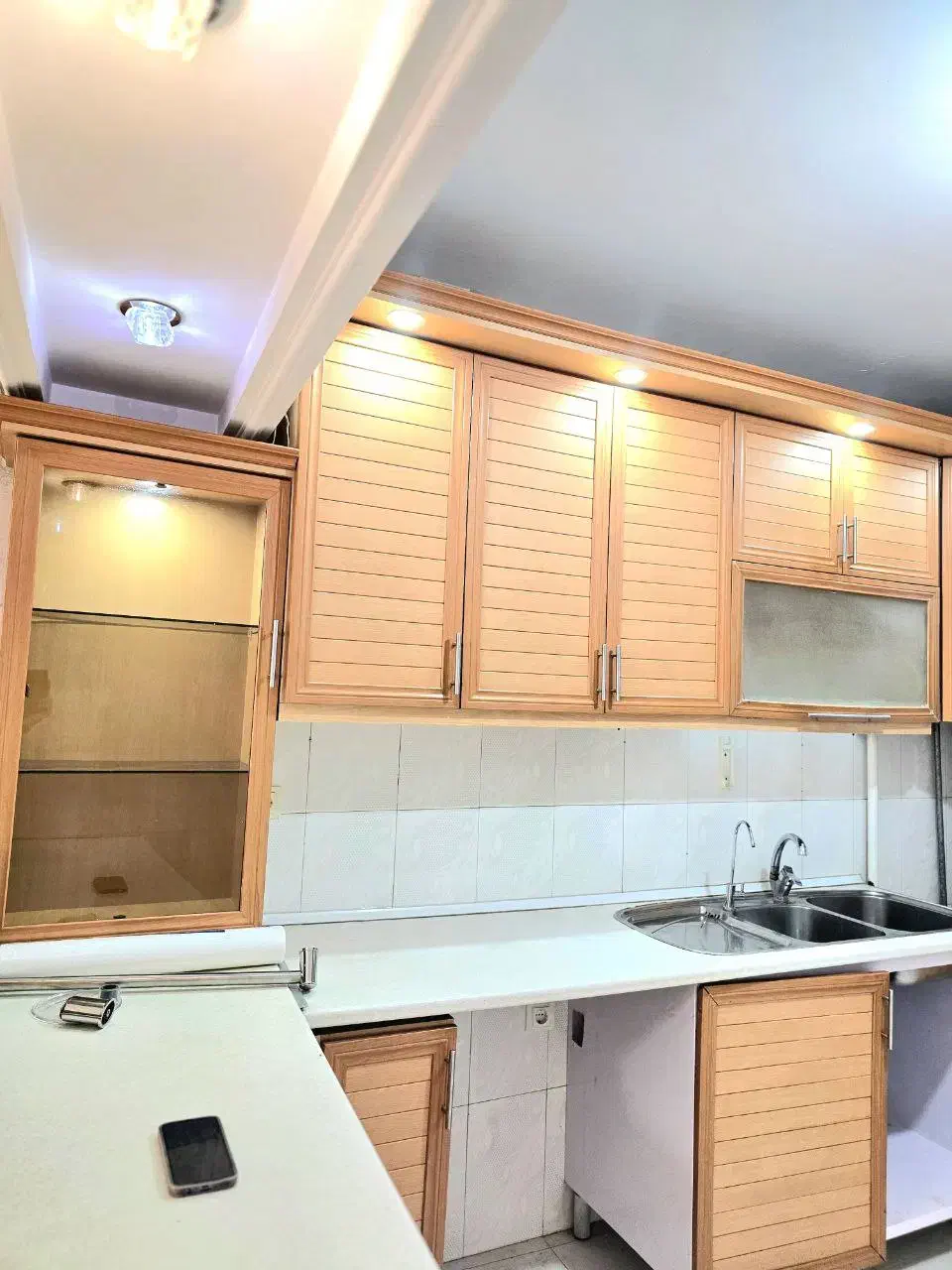 آپارتمان 110 متری واقع در صدف بلوار لاله|اجارهٔ آپارتمان|همدان, |دیوار