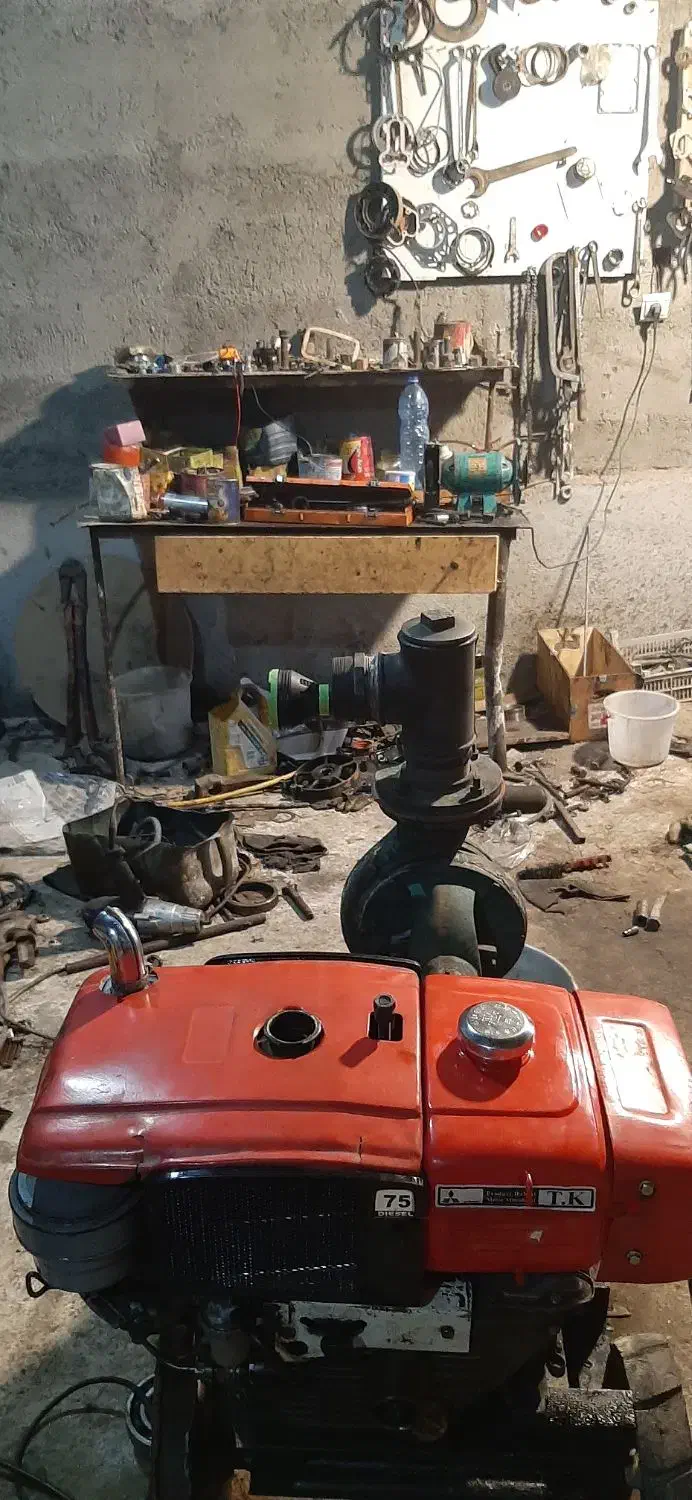 تیلر ۷/۵ اسب ژاپن درحد نو|ماشین‌آلات صنعتی|میانه, |دیوار