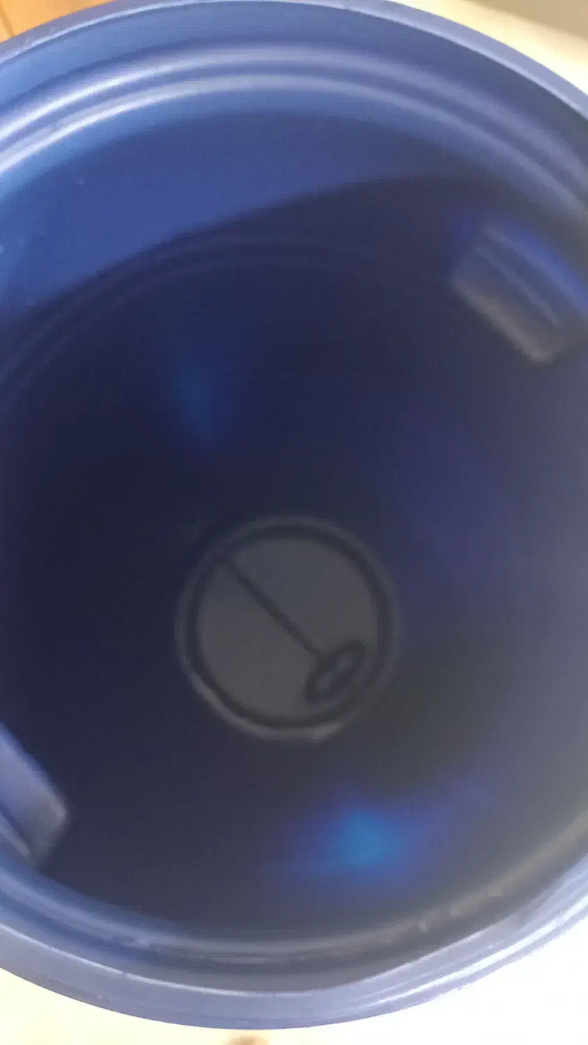 بشکه دبه|ظروف نگهدارنده، پلاستیکی، یک‌بارمصرف|رشت, رودباری|دیوار