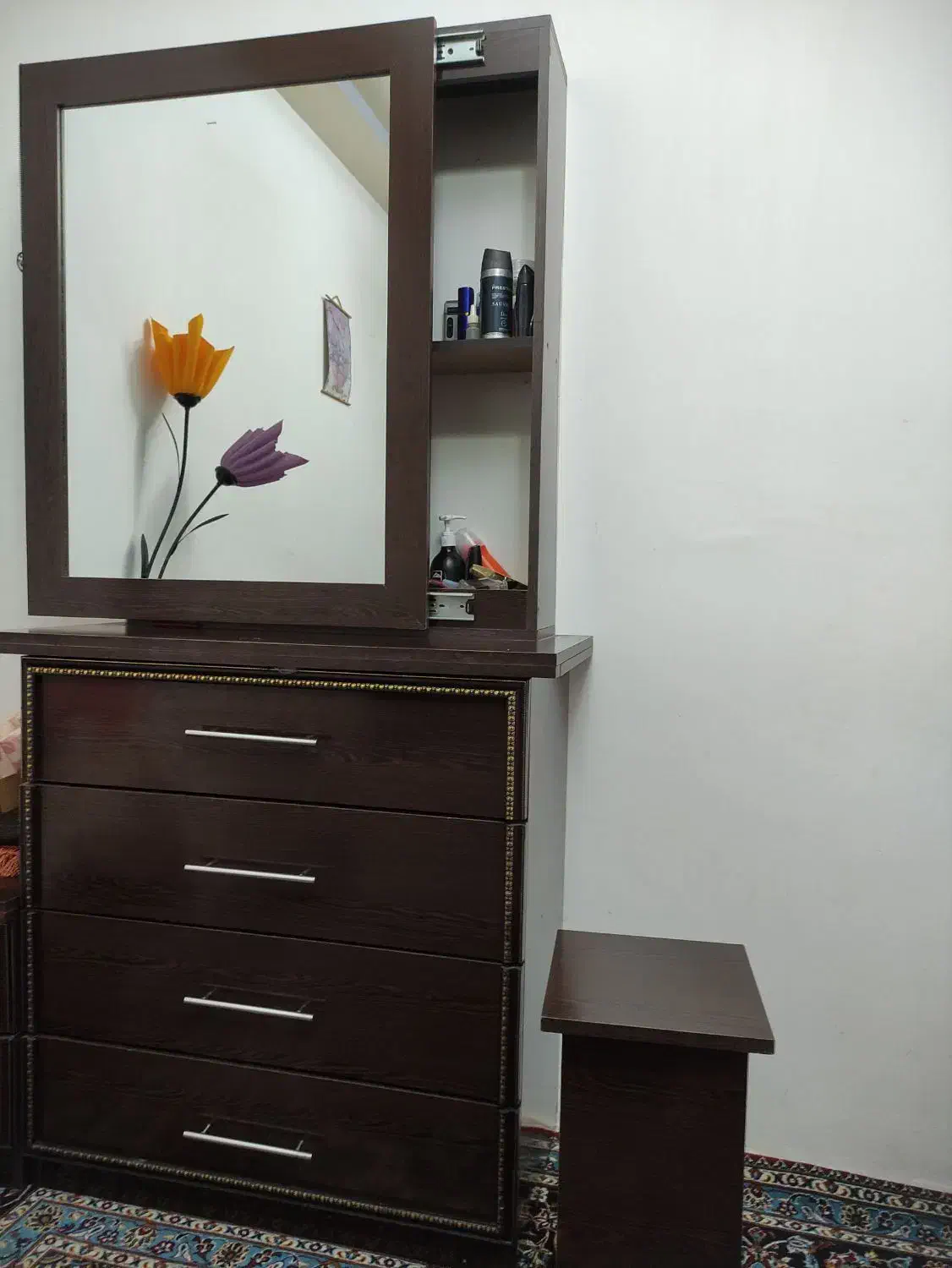 میز آرایشی جنس ام دی اف نو نو|مبلمان خانگی و میز عسلی|اردبیل, |دیوار