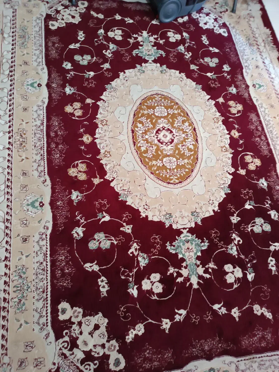 دو تخته فرش ۶ متری.|فرش|رشت, دروازه لاکان|دیوار