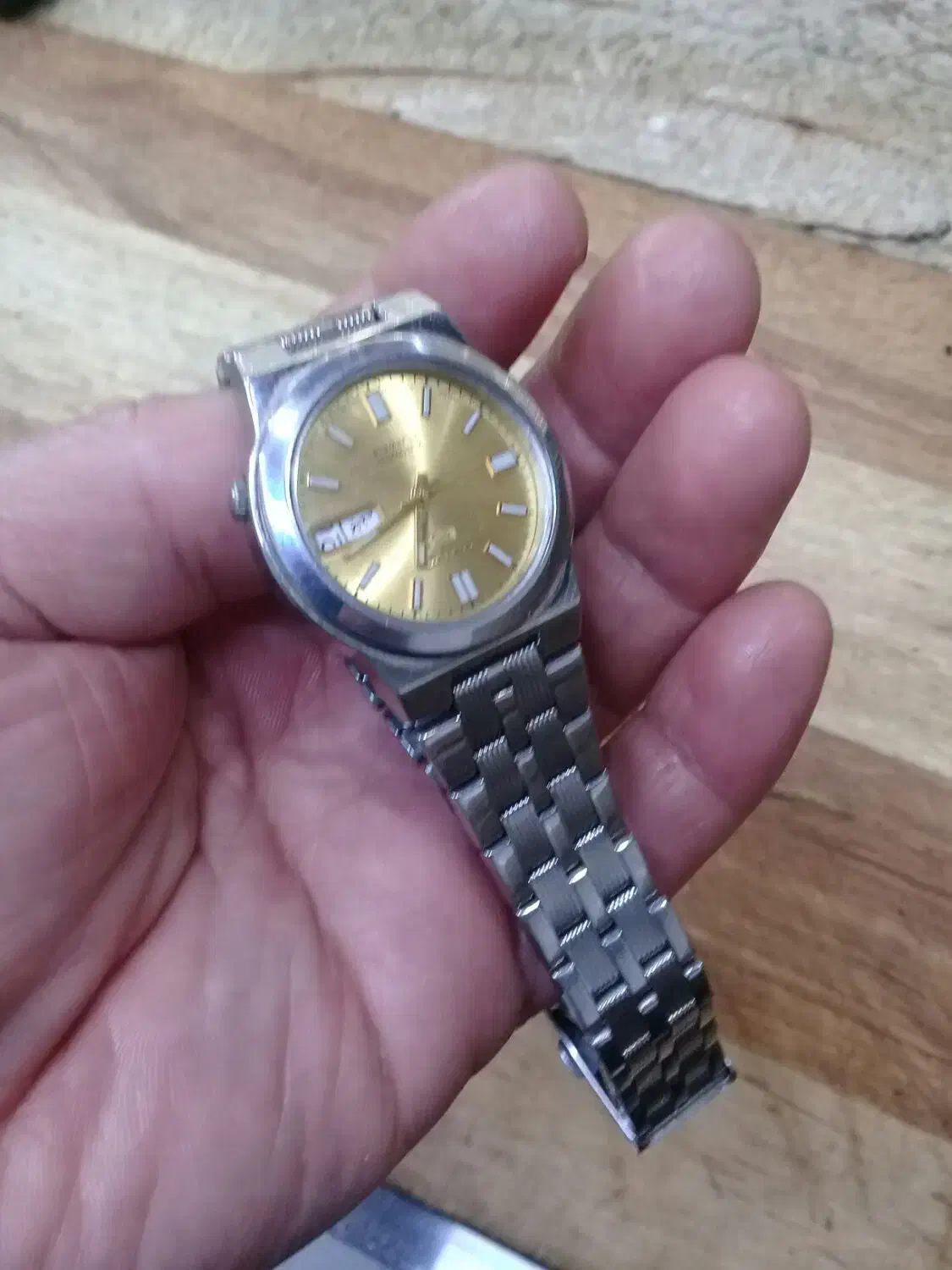 ساعت سیکو پنج خودکار درحدساعتش شیکه|ساعت|بجنورد, |دیوار