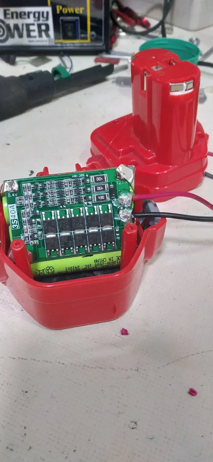 تعمیر ابزار شارژی و میخکوب|خدمات پیشه و مهارت|آمل, |دیوار