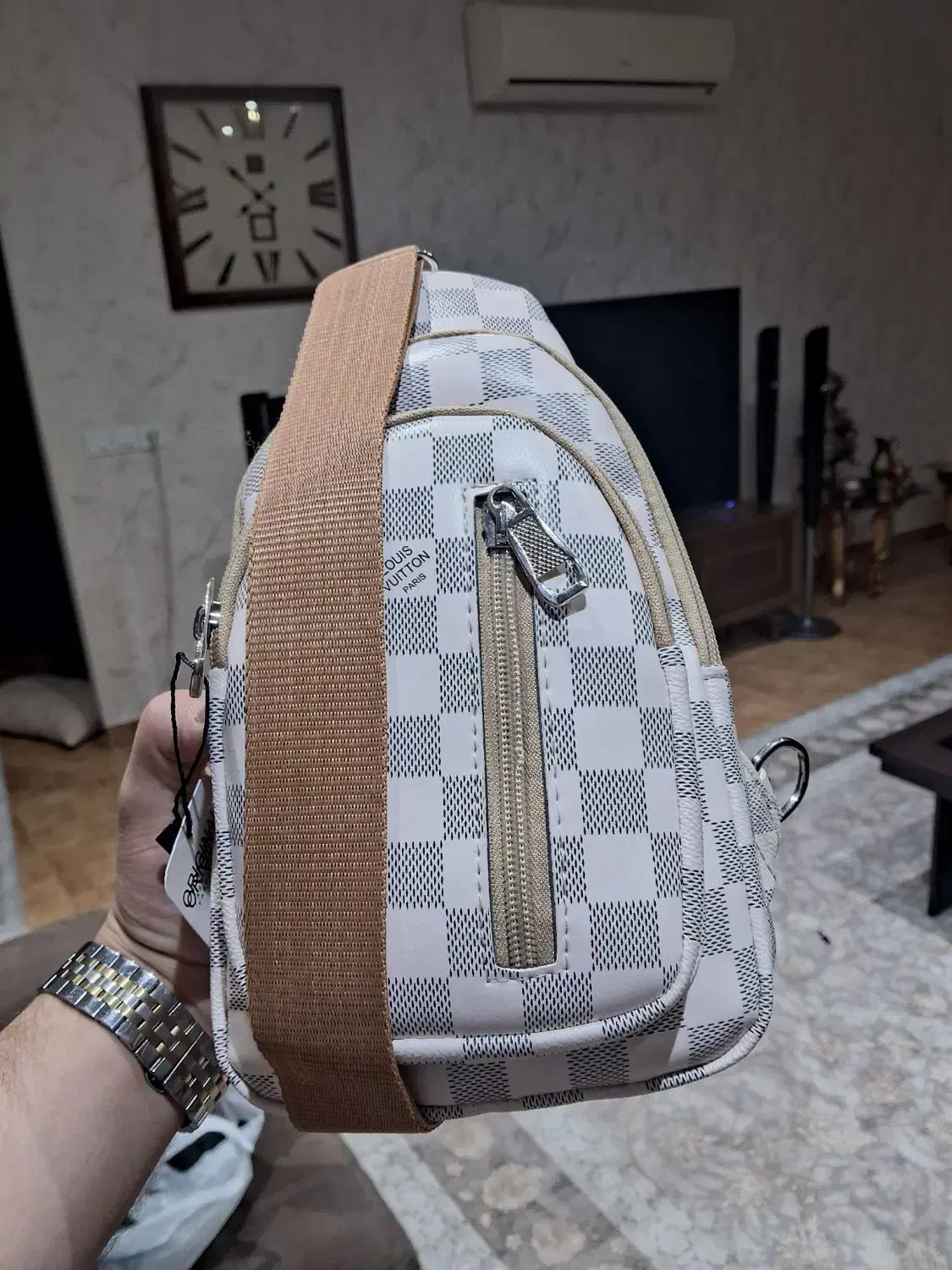 کیف زنانه بچگانه مردانه قیمتمناسب اینجاست|کیف، کفش، کمربند|سرخنکلاته, |دیوار