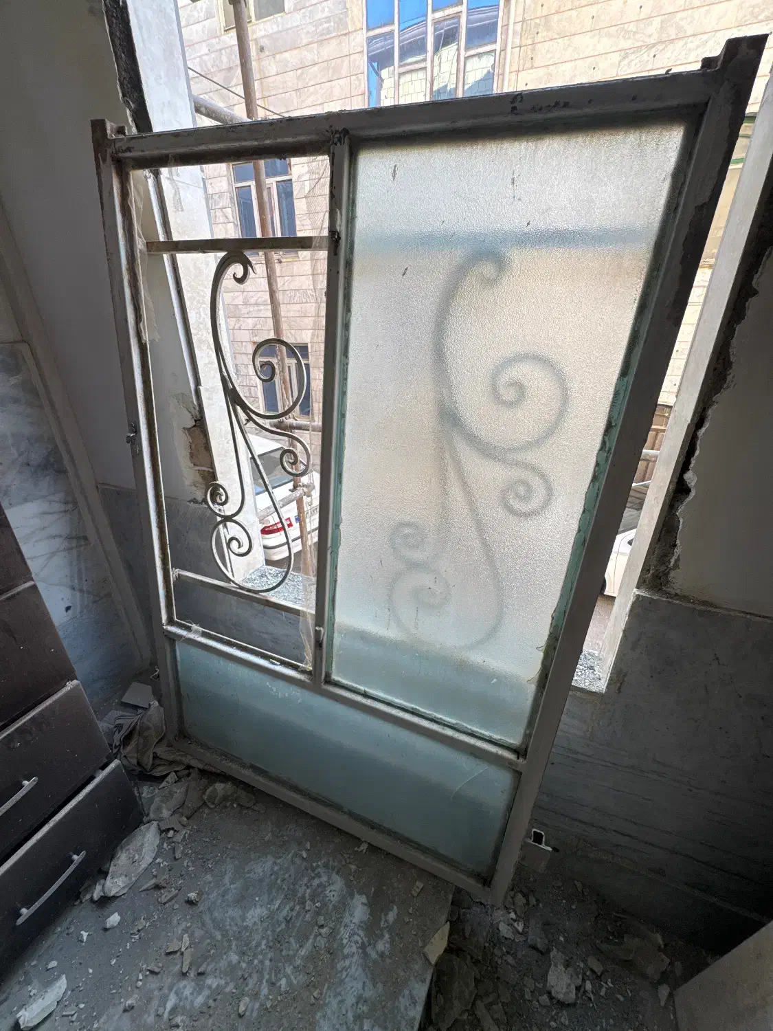 پنجره های اهنی سالم|مصالح و تجهیزات ساختمان|محمدشهر, همایون ویلا|دیوار