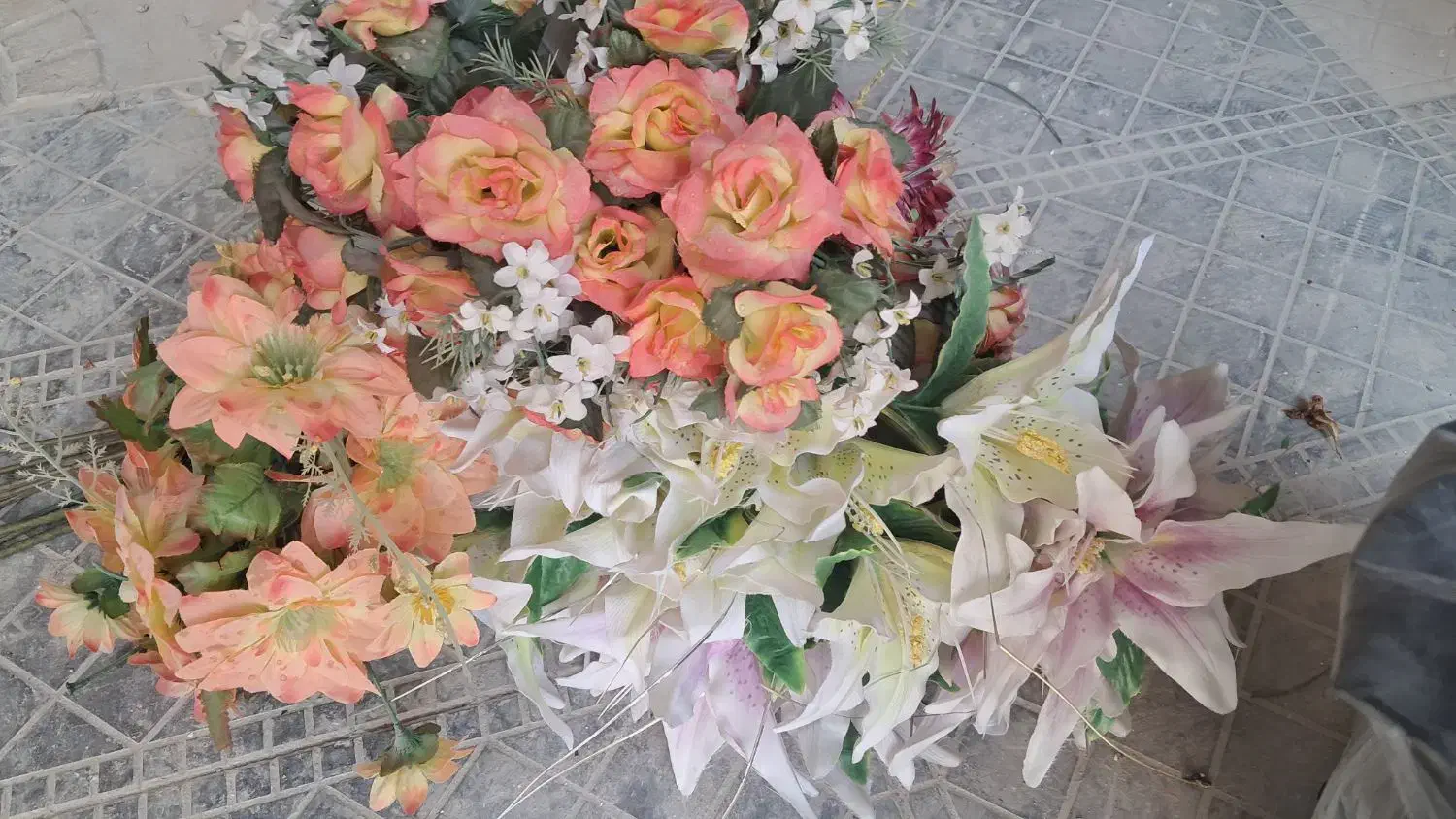 گل مصنوعی|گل مصنوعی|نورآباد, |دیوار