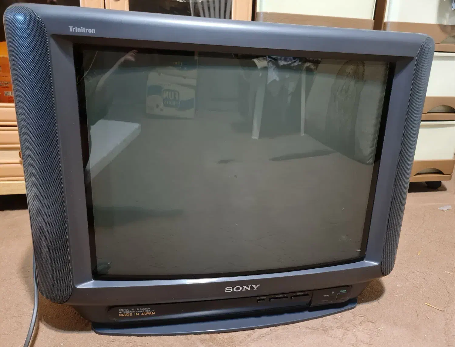 تلویزیون سونی ۲۱ اینچ|تلویزیون و پروژکتور|شیراز, آبیاری|دیوار