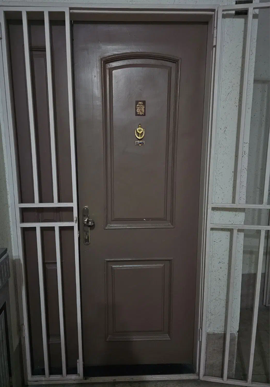 ۵ لنگه درب ورودی ،اتاق ،حمام ،دستشویی همه ۲۶۰۰۰۰۰|مصالح و تجهیزات ساختمان|اصفهان, سپاهان‌شهر|دیوار