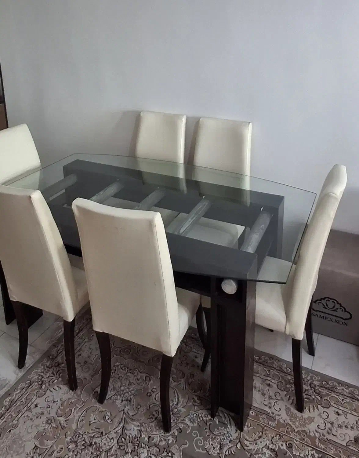 میزناهارخوری۶ نفره باصندلی وشیشه زیرقیمت|میز و صندلی غذاخوری|پردیس, فاز ۱۱|دیوار