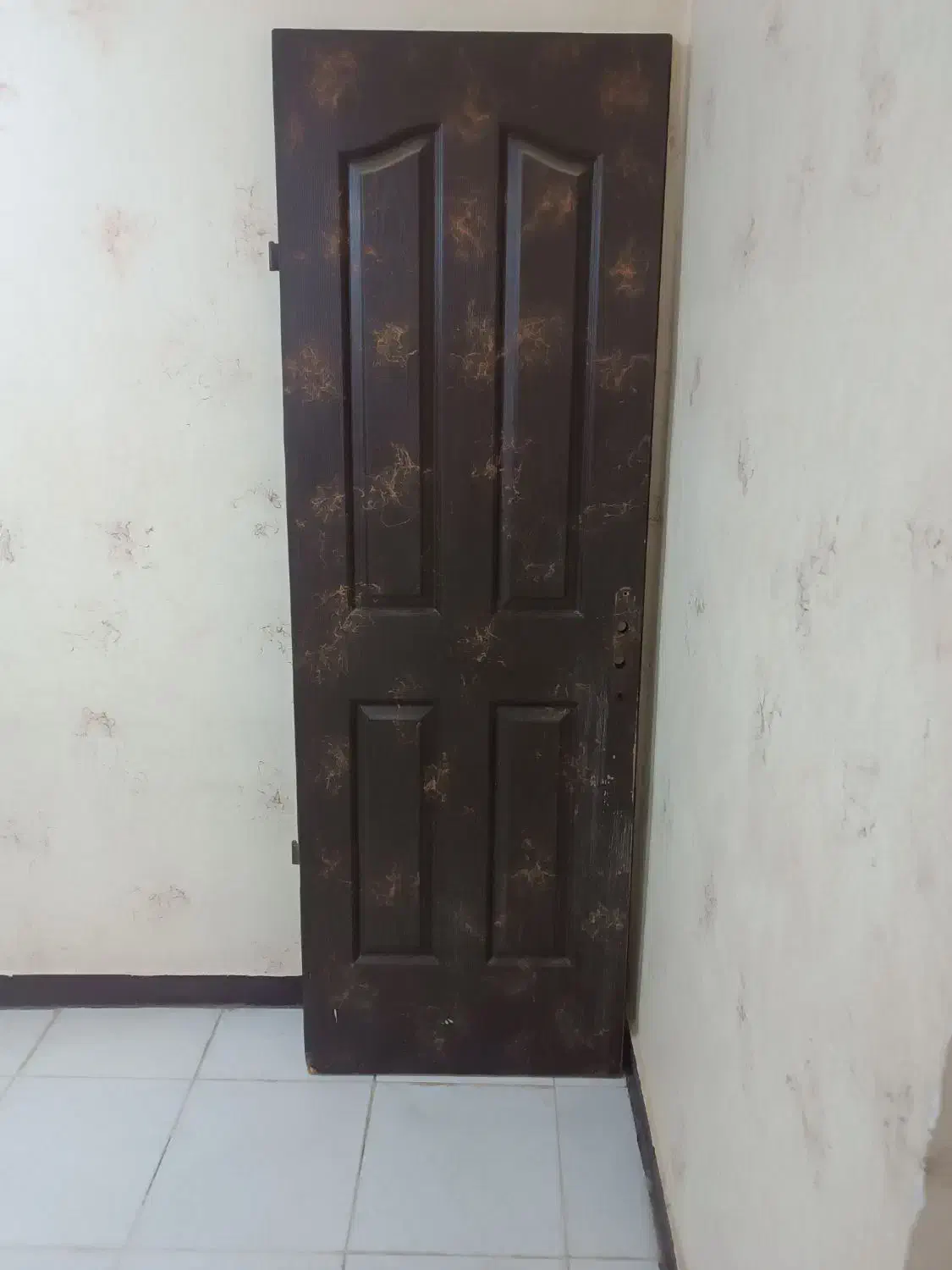 درب چوبی|مصالح و تجهیزات ساختمان|اهواز, سلطانمنش|دیوار