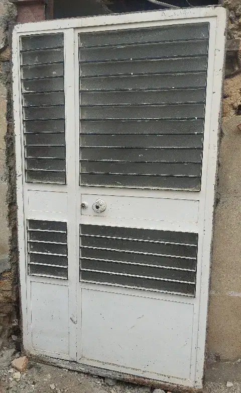 درب خانه|مصالح و تجهیزات ساختمان|سنندج, |دیوار