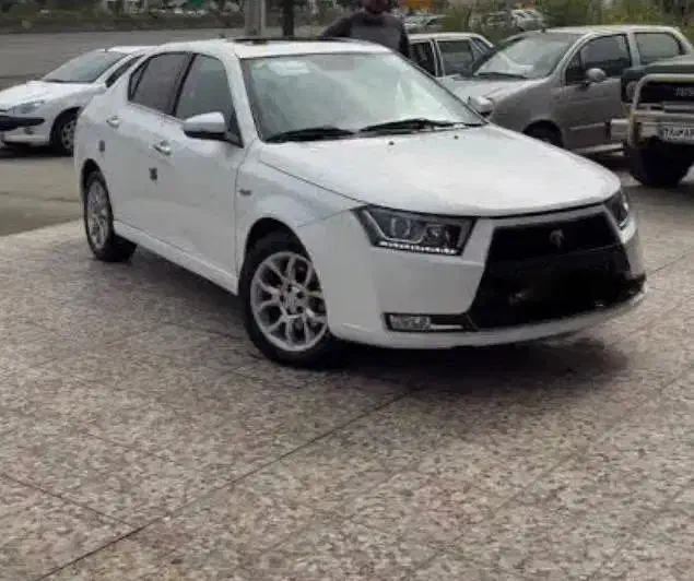 دنا پلاس شش دنده توربو سانروف دار مدل 1402|خودرو سواری و وانت|ایلام, |دیوار