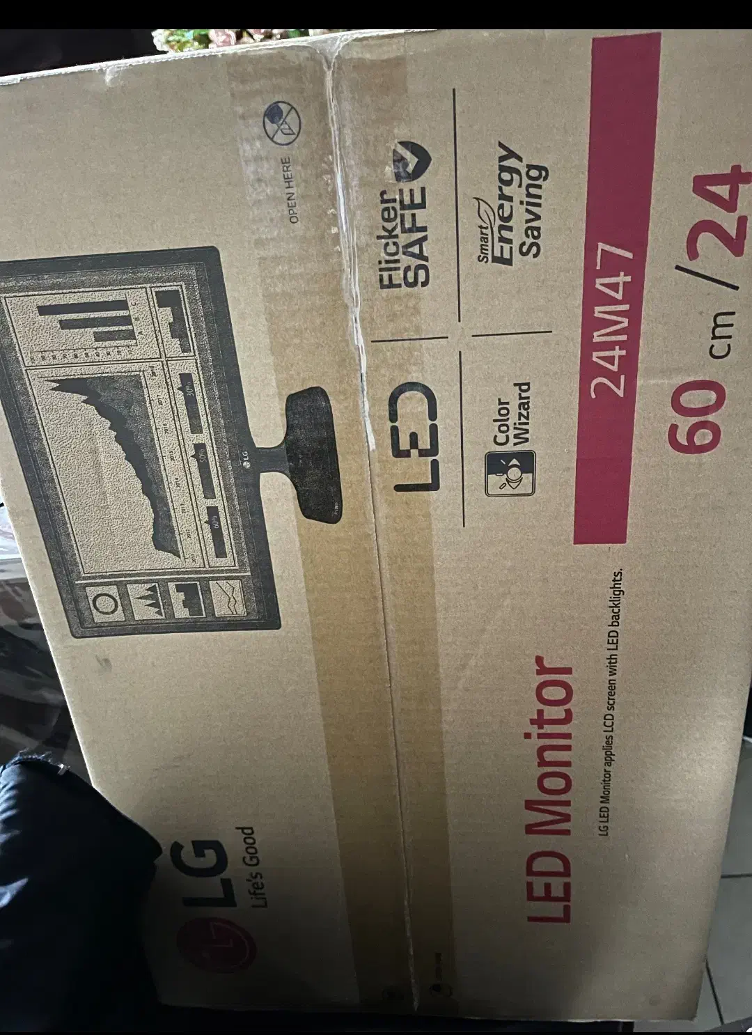 مانیتور LG 24|قطعات و لوازم جانبی رایانه|شیراز, بعثت|دیوار
