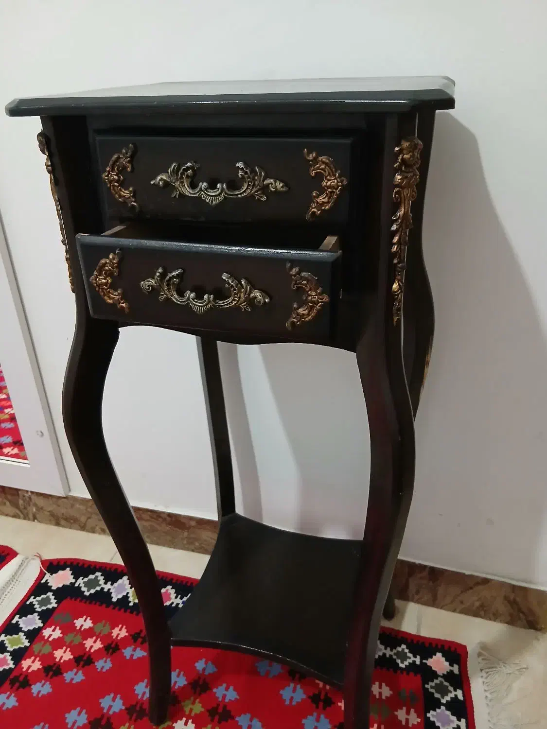 میزتلفن|میز تلفن|محمدشهر, همایون ویلا|دیوار