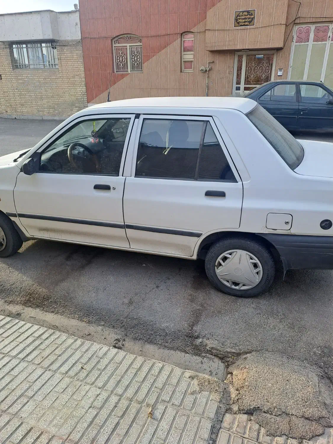 یه ماشین پراید۱۳۱|خودرو سواری و وانت|شیراز, سیاه سنگ|دیوار