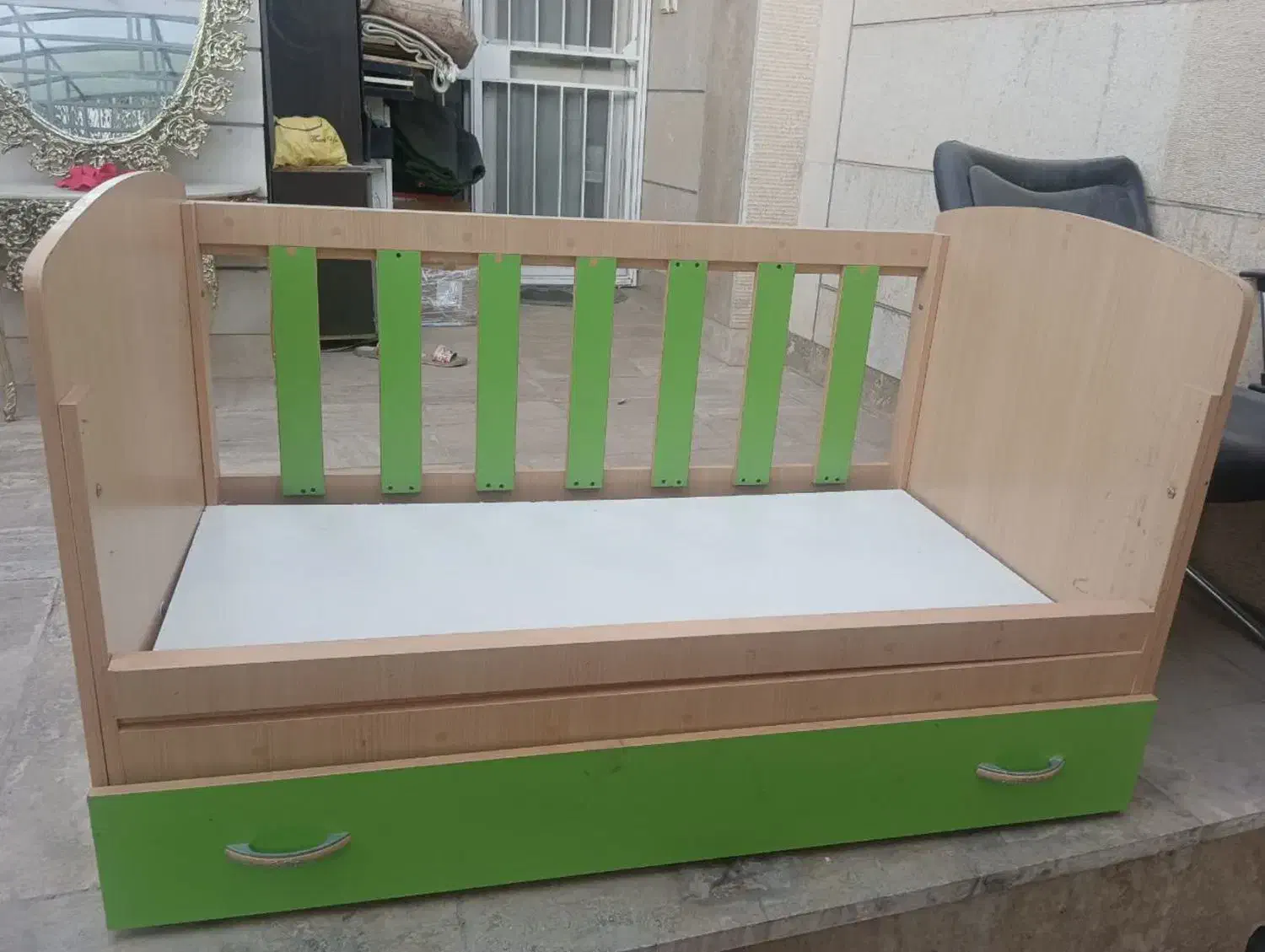 تخت کودک|تخت و سرویس خواب|پرند, فاز ۳|دیوار