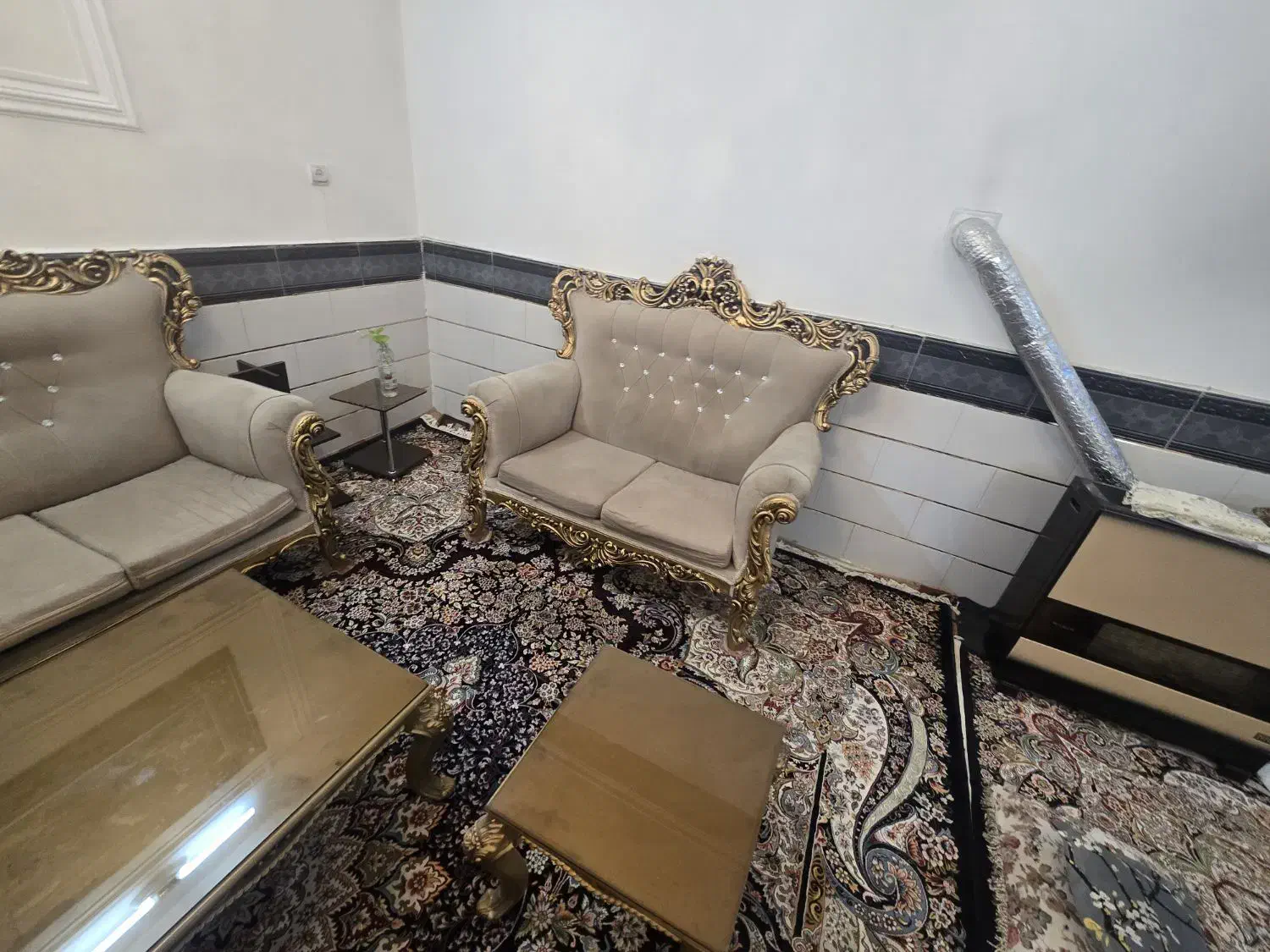 مبلمان ۷ نفره با میز وسط و  دو عدد عسلی|مبلمان خانگی و میز عسلی|تاکستان, |دیوار