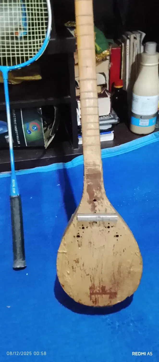 سه تار قدیمی فروش فوری|سازهای سنتی|اسلام‌شهر, شهرک امام حسین (میان آباد)|دیوار