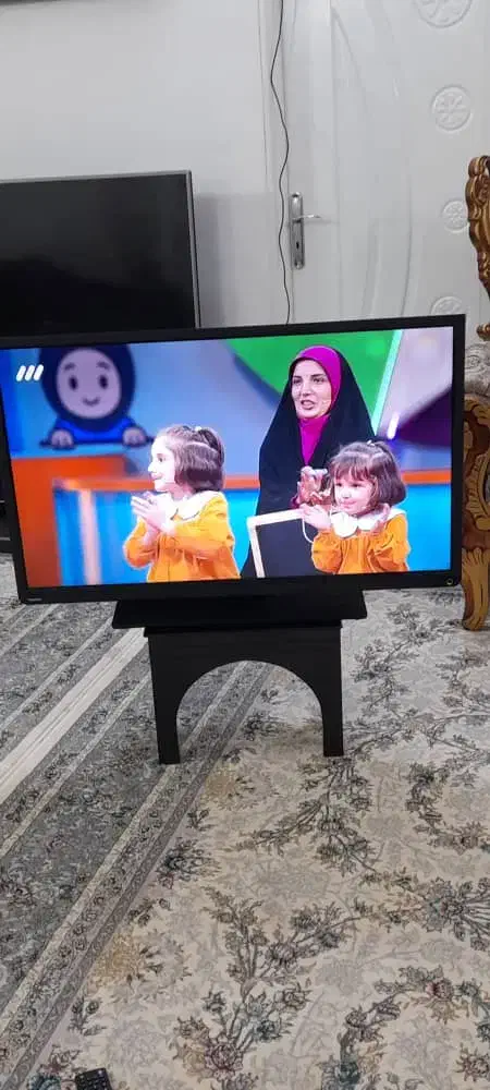 تلویزیون توشیبا ۴۰ اینچ|تلویزیون و پروژکتور|تهران, تختی|دیوار