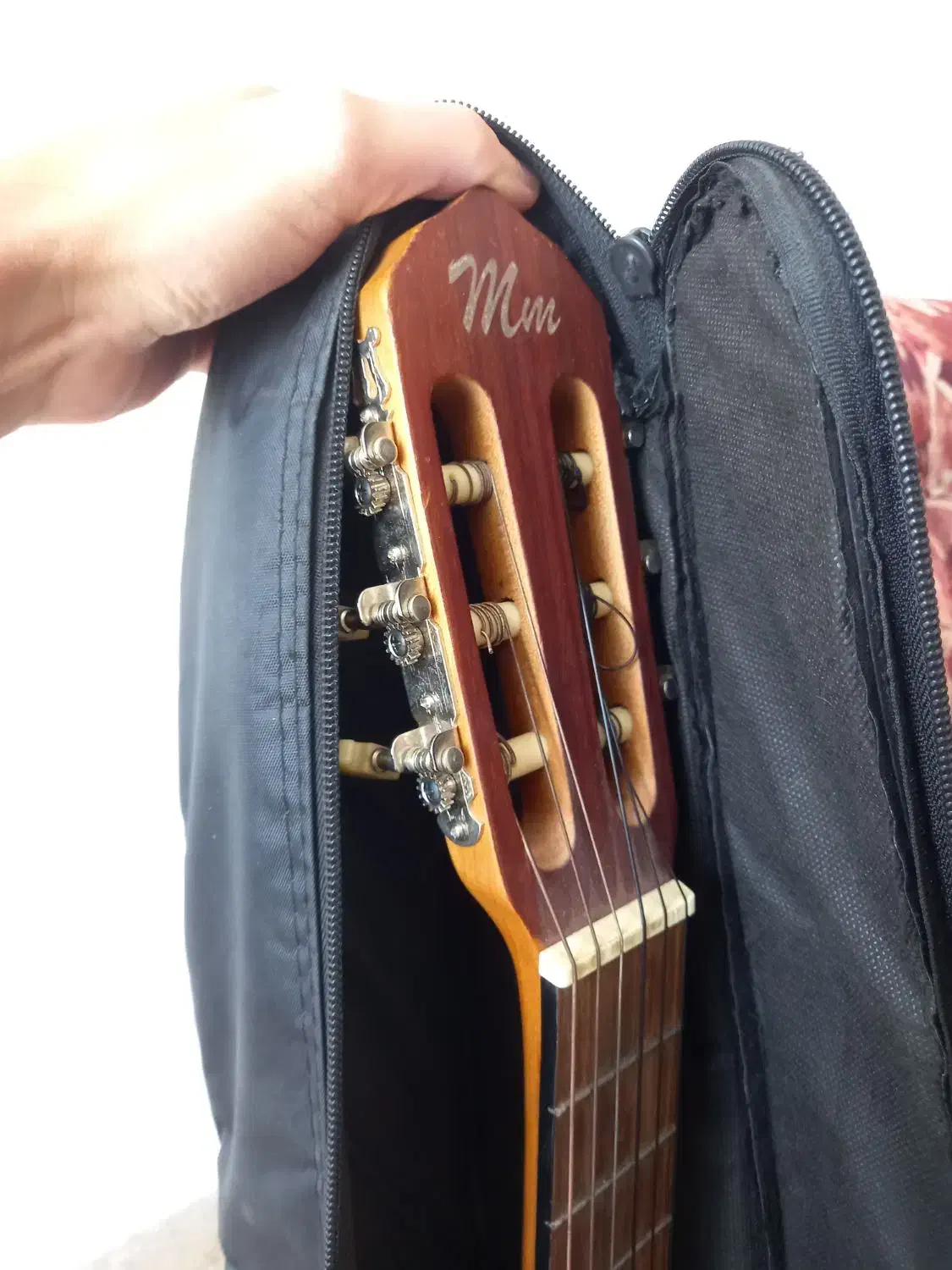 گیتار سالم درحد با کاور مناسب برای آموزش گیتار|گیتار، بیس، امپلیفایر|مشهد, توس فردوسی|دیوار