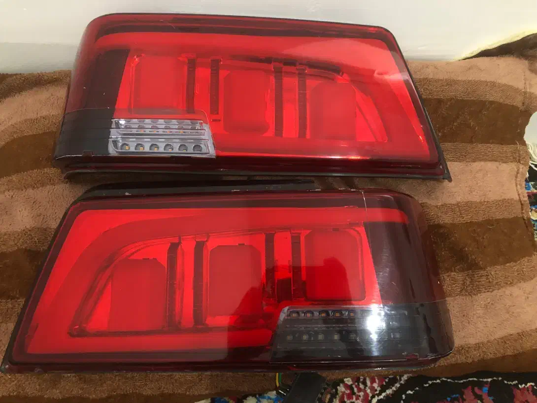 چراغ عقب اسپورت ۴۰۵|قطعات یدکی و لوازم جانبی|فولادشهر, مسکن مهر فولادشهر|دیوار