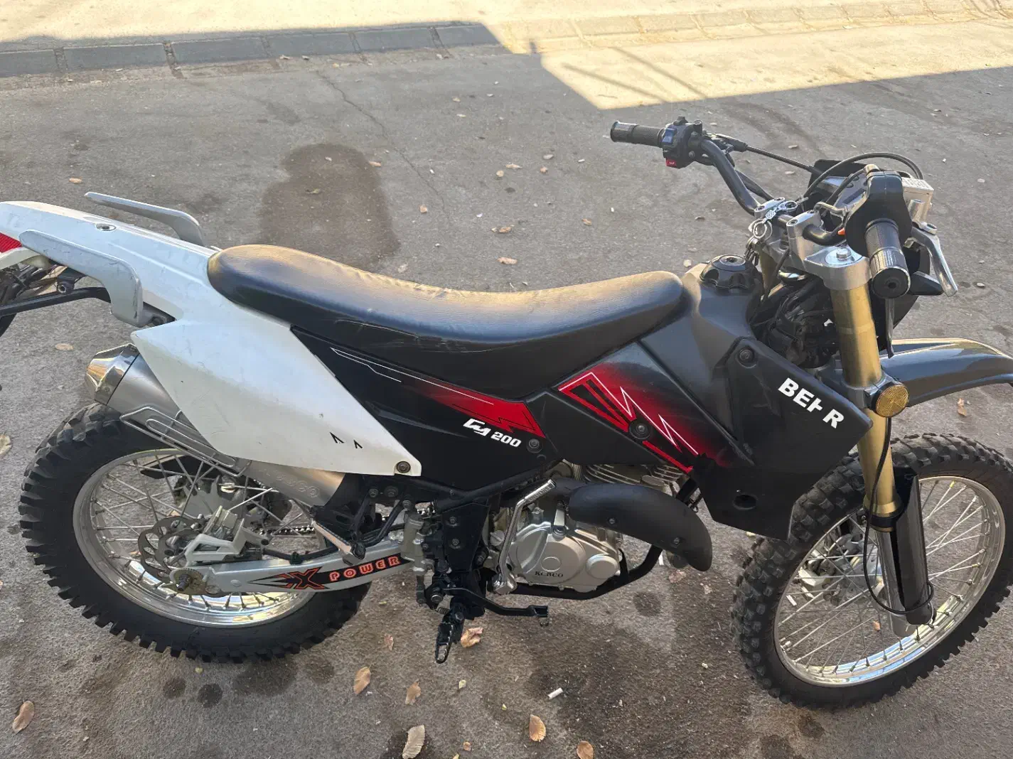 تریل ۲۰۰|موتورسیکلت|شهرضا, |دیوار