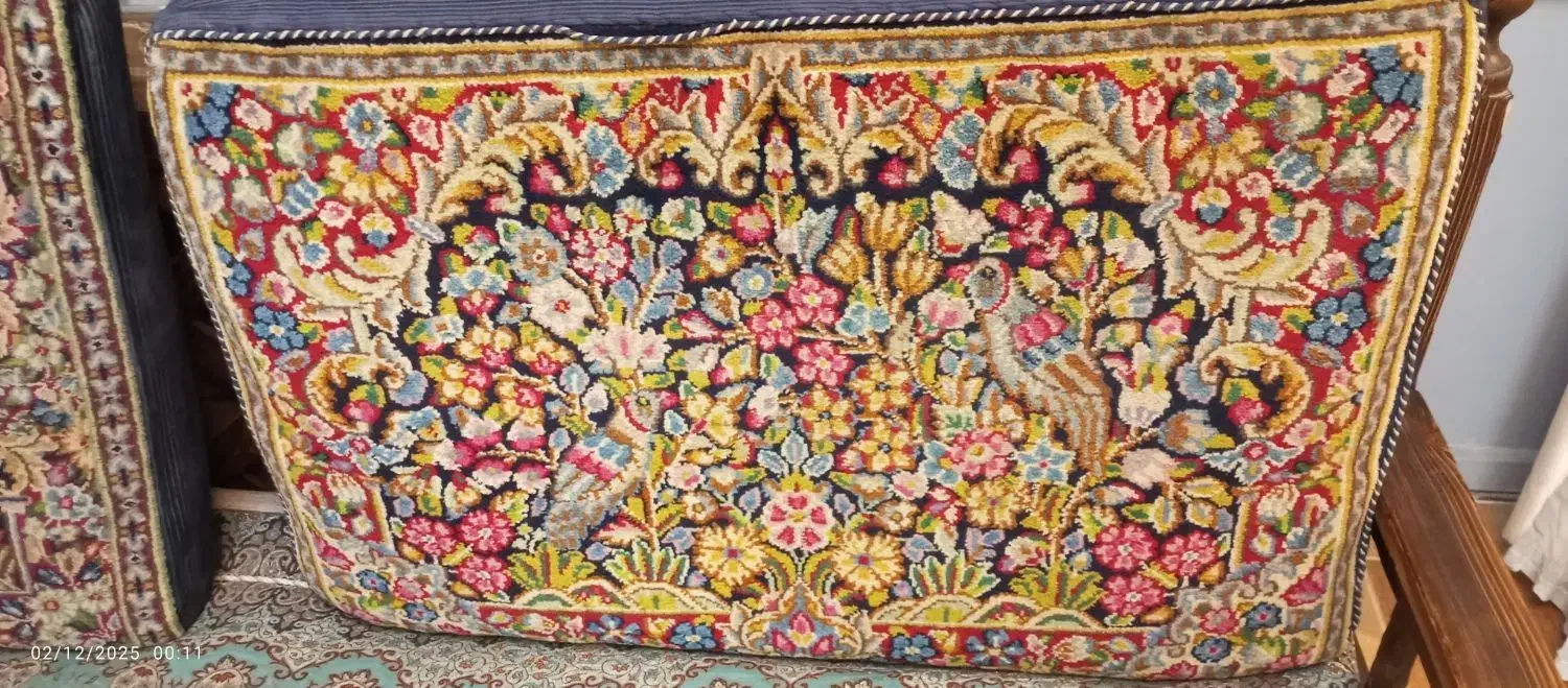 پشتی دستباف راوری|پشتی|کرمان, |دیوار