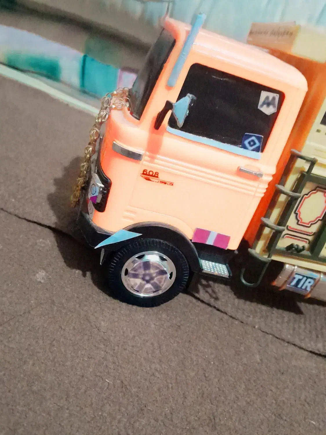 ماکت خاور عروسک|اسباببازی|کرج, حصارک بالا|دیوار