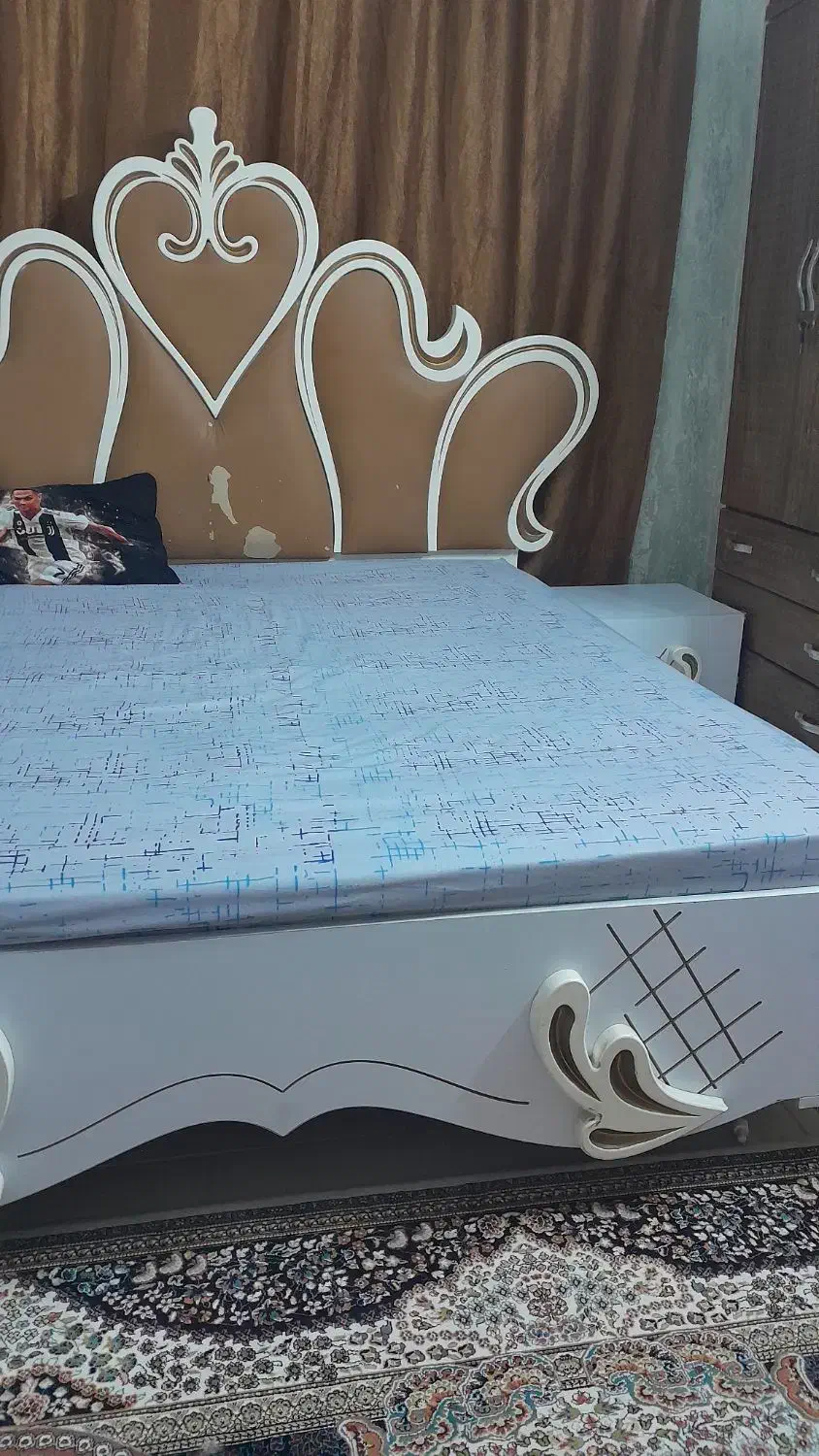 تخت خواب دو نفره|تخت و سرویس خواب|دلیجان, |دیوار