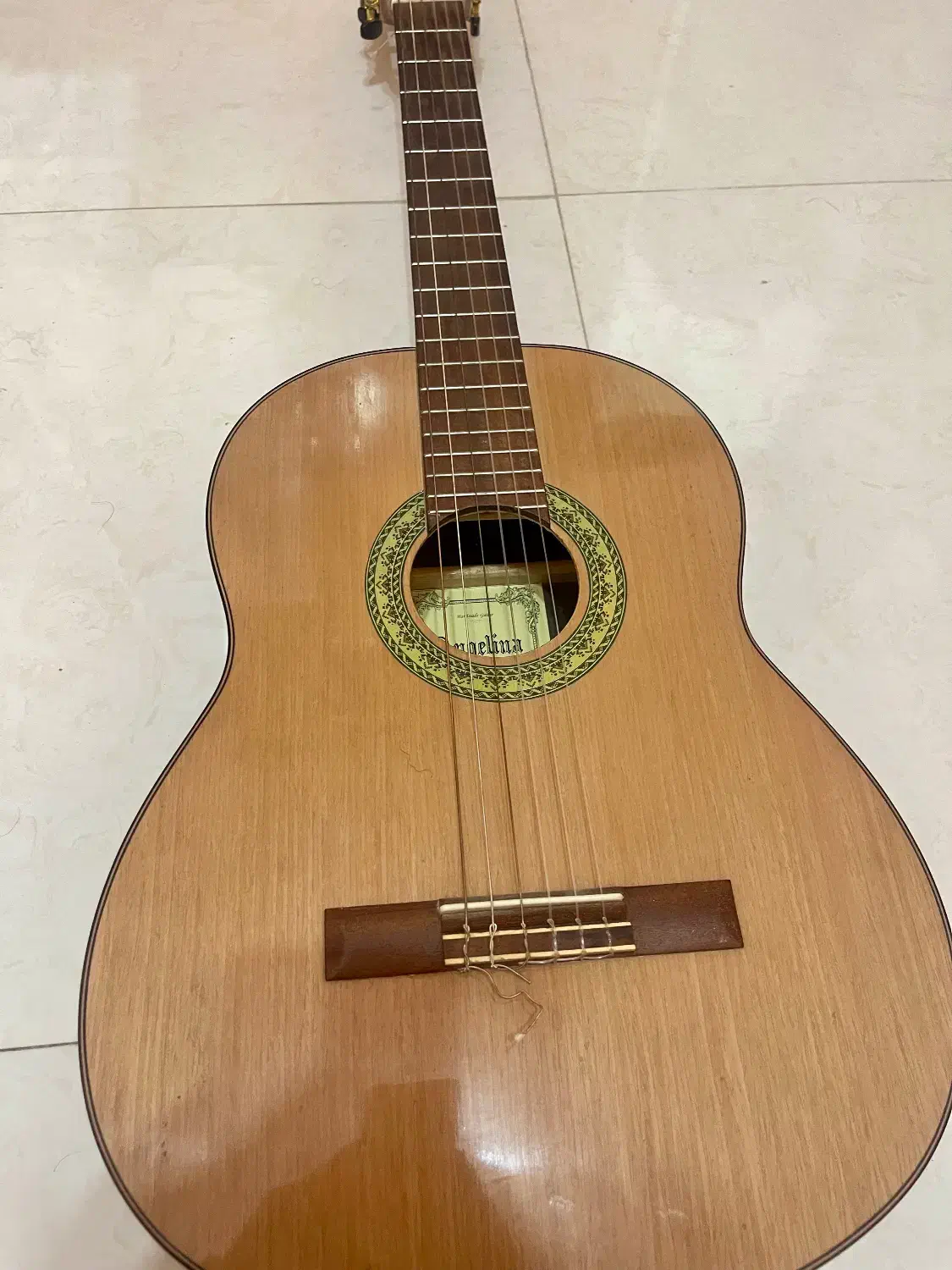 گیتار دست ساز استاد افشار|گیتار، بیس، امپلیفایر|قائن, |دیوار