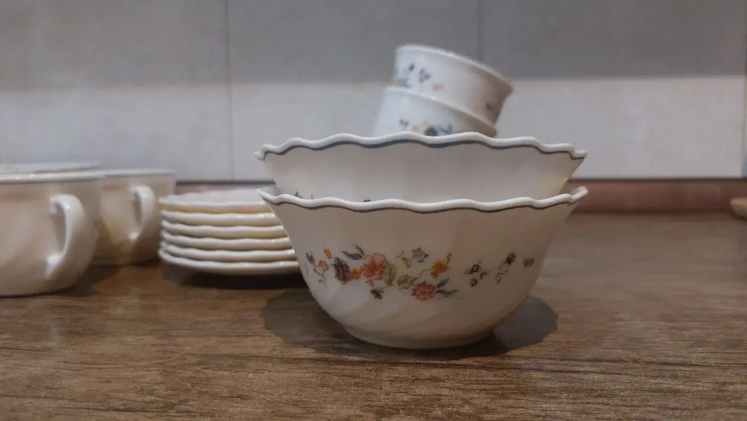 آرکوپال ویکتوریا|ظروف سرو و پذیرایی|تهران, علم و صنعت|دیوار