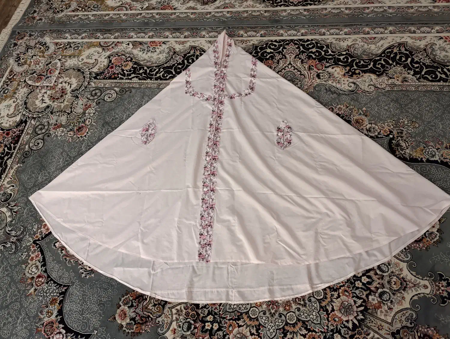 چادر نماز جشن|لباس|شیراز, لاله|دیوار