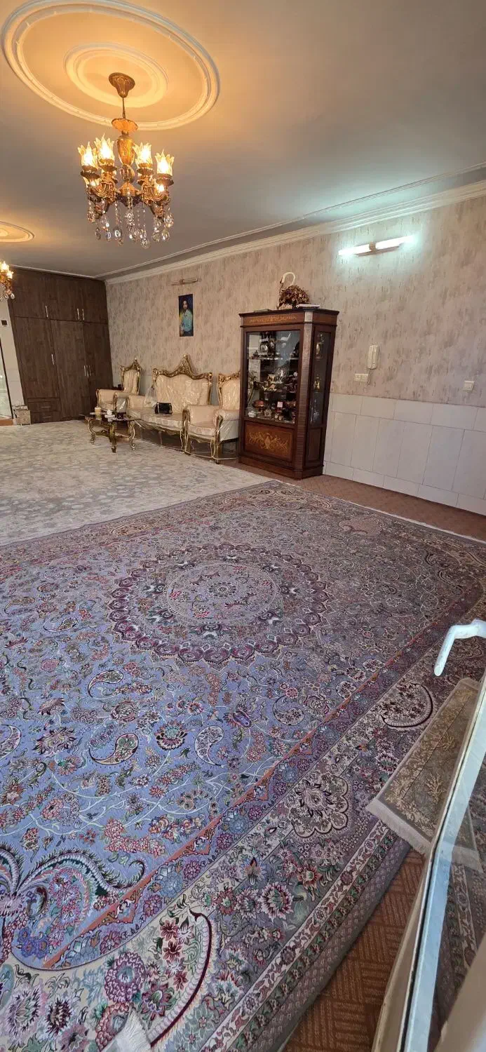 دو طبقه راه جدا ماشین رو قولنامه معتبر|فروش خانه و ویلا|اصفهان, سودان|دیوار