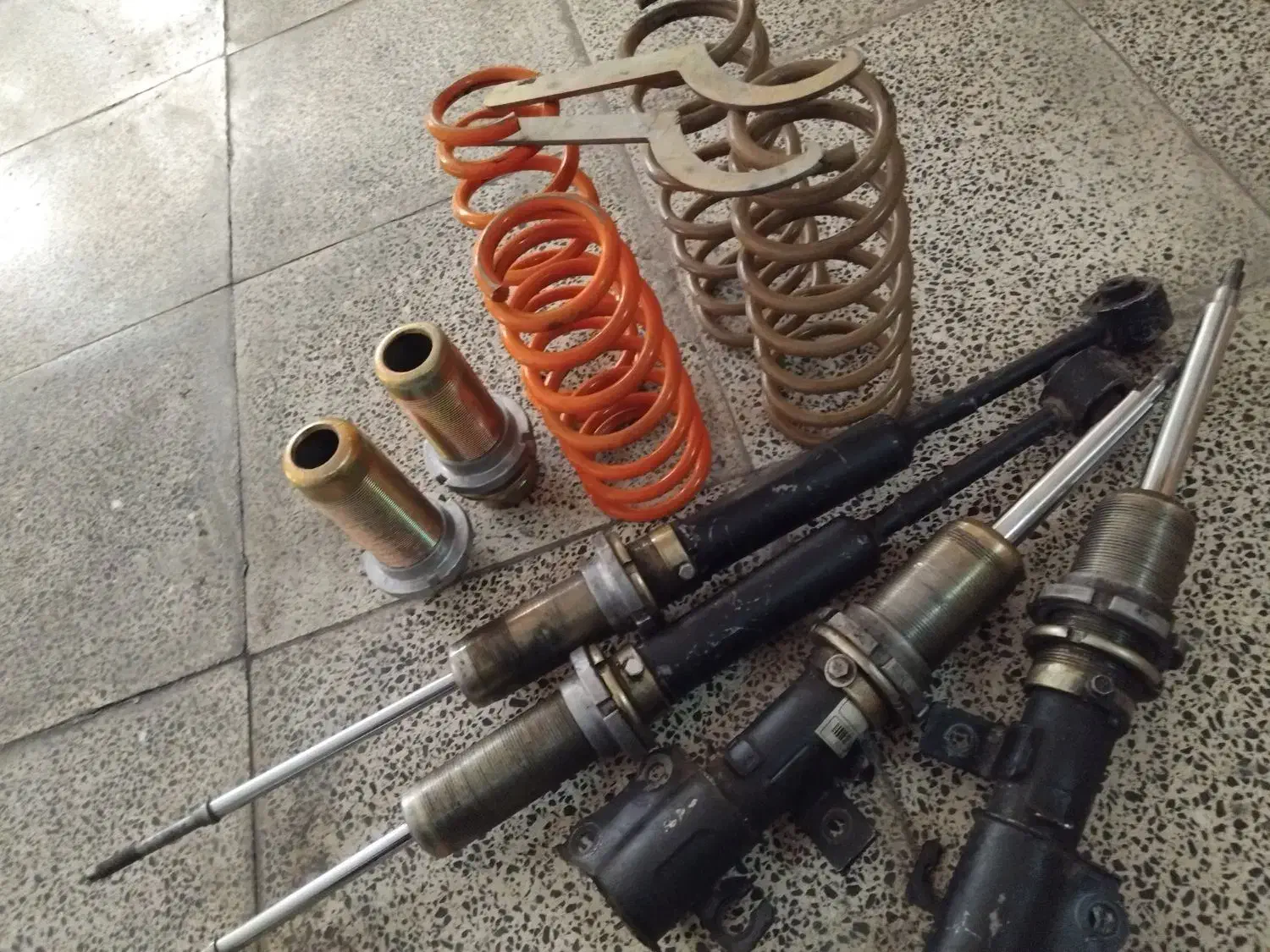 کمک فنر و فنر ریگلاژی|قطعات یدکی و لوازم جانبی|قرچک, محمد آباد|دیوار