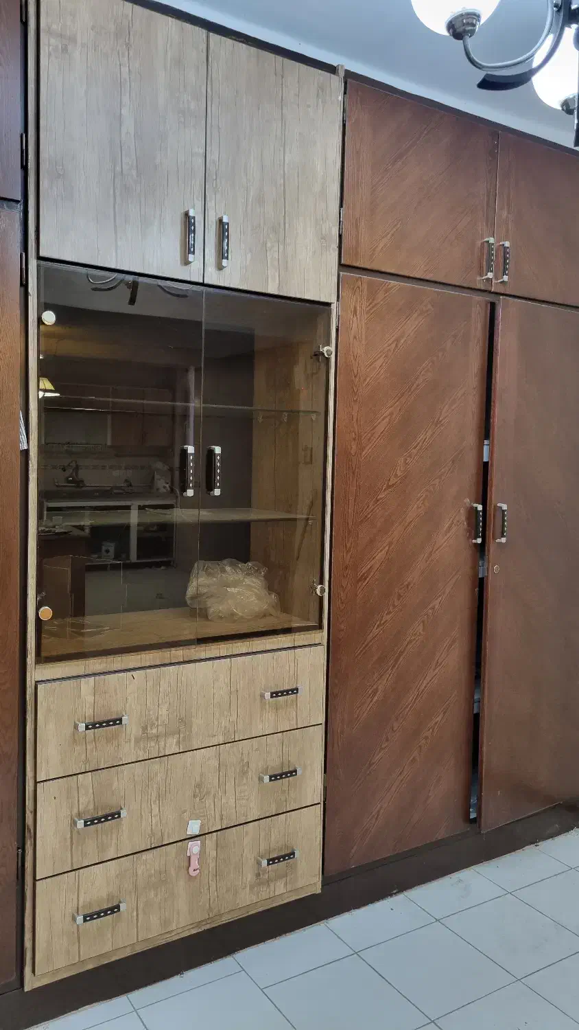 کمد دیواری دست دوم|جاکفشی، کمد، دراور|شیراز, آزادگان|دیوار