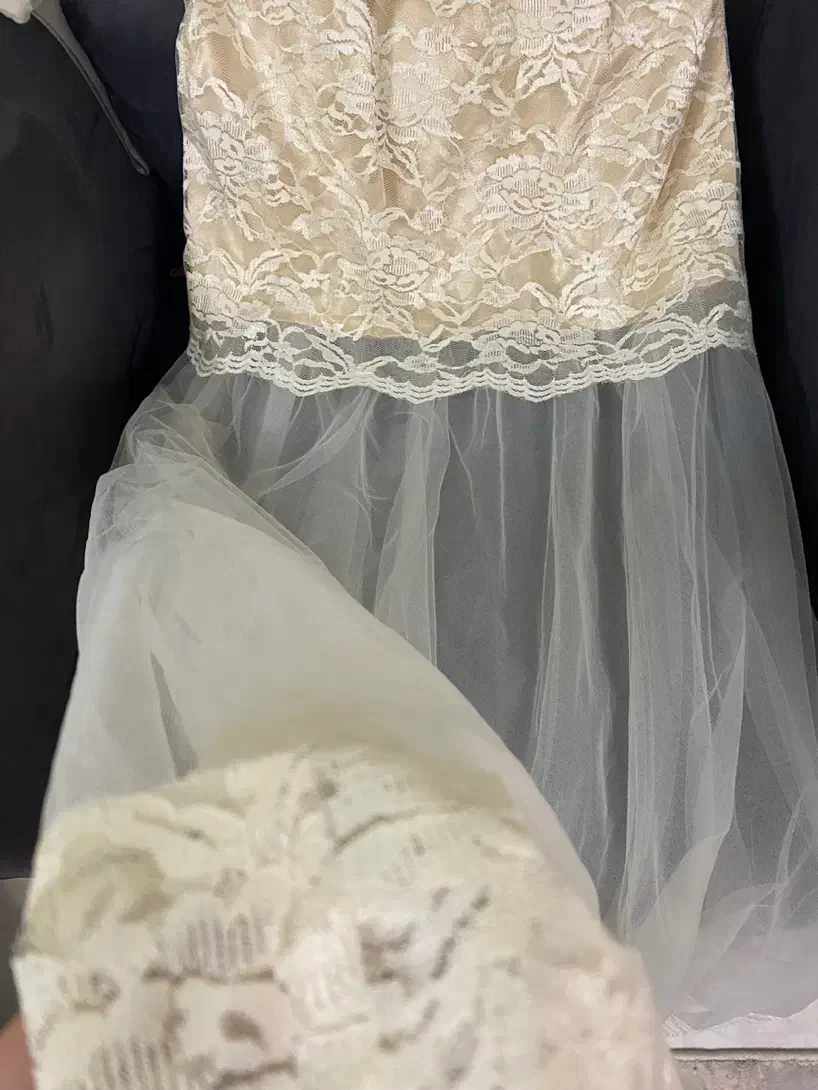 پراهن ماکسی|لباس|رشت, گلزاران|دیوار