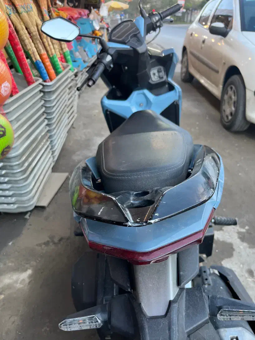 کلیک|موتورسیکلت|چالوس, |دیوار