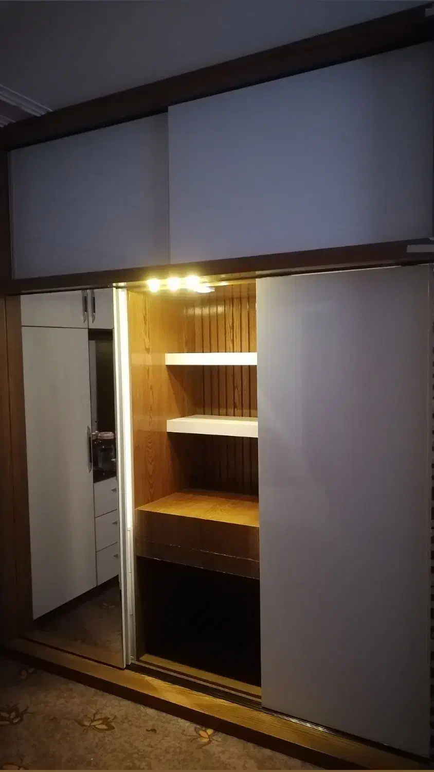 نصب کابینت وکمد|خدمات پیشه و مهارت|خمینی‌شهر, |دیوار