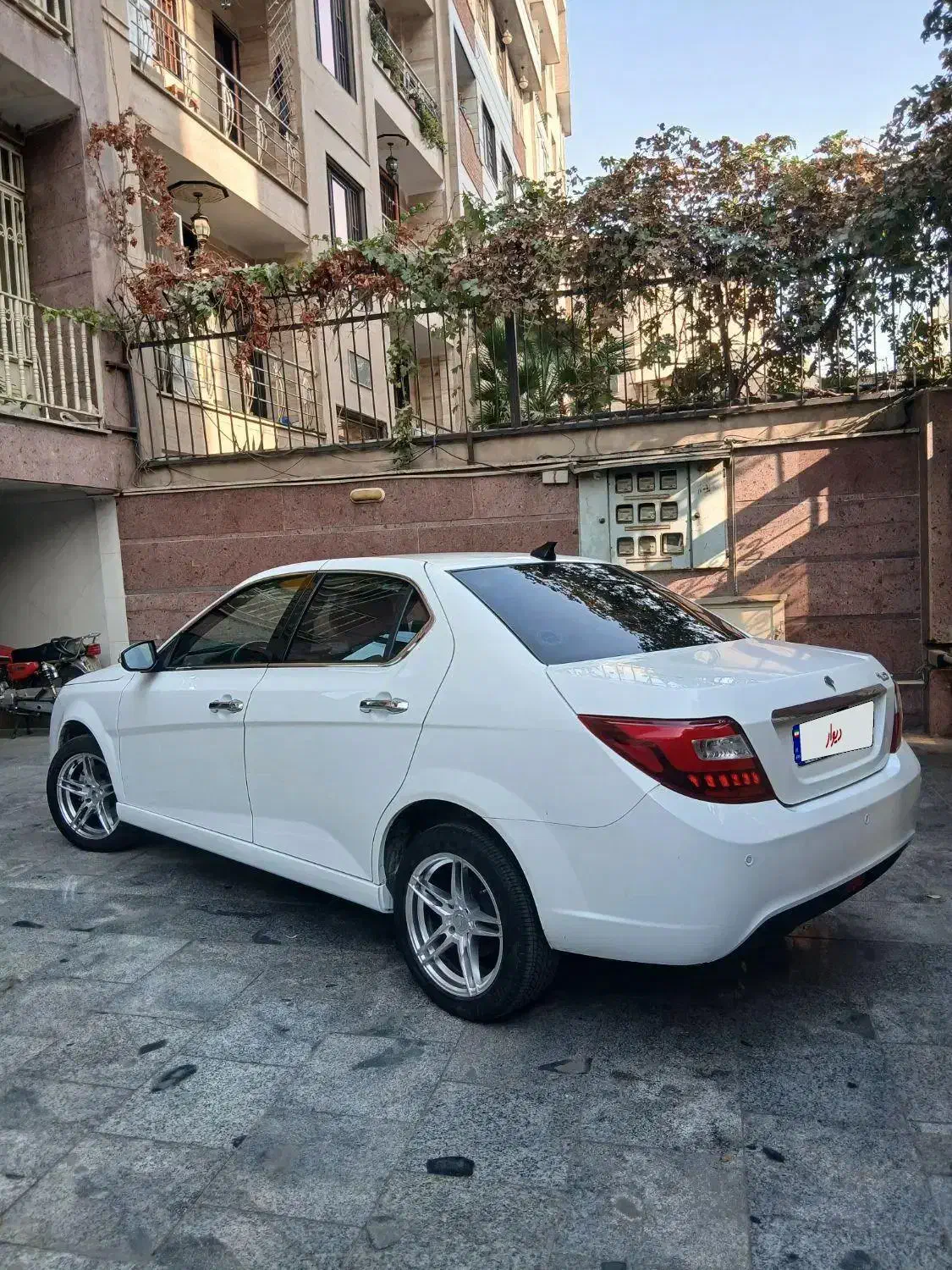 دنا پلاس|خودرو سواری و وانت|تهران, شکیبا|دیوار