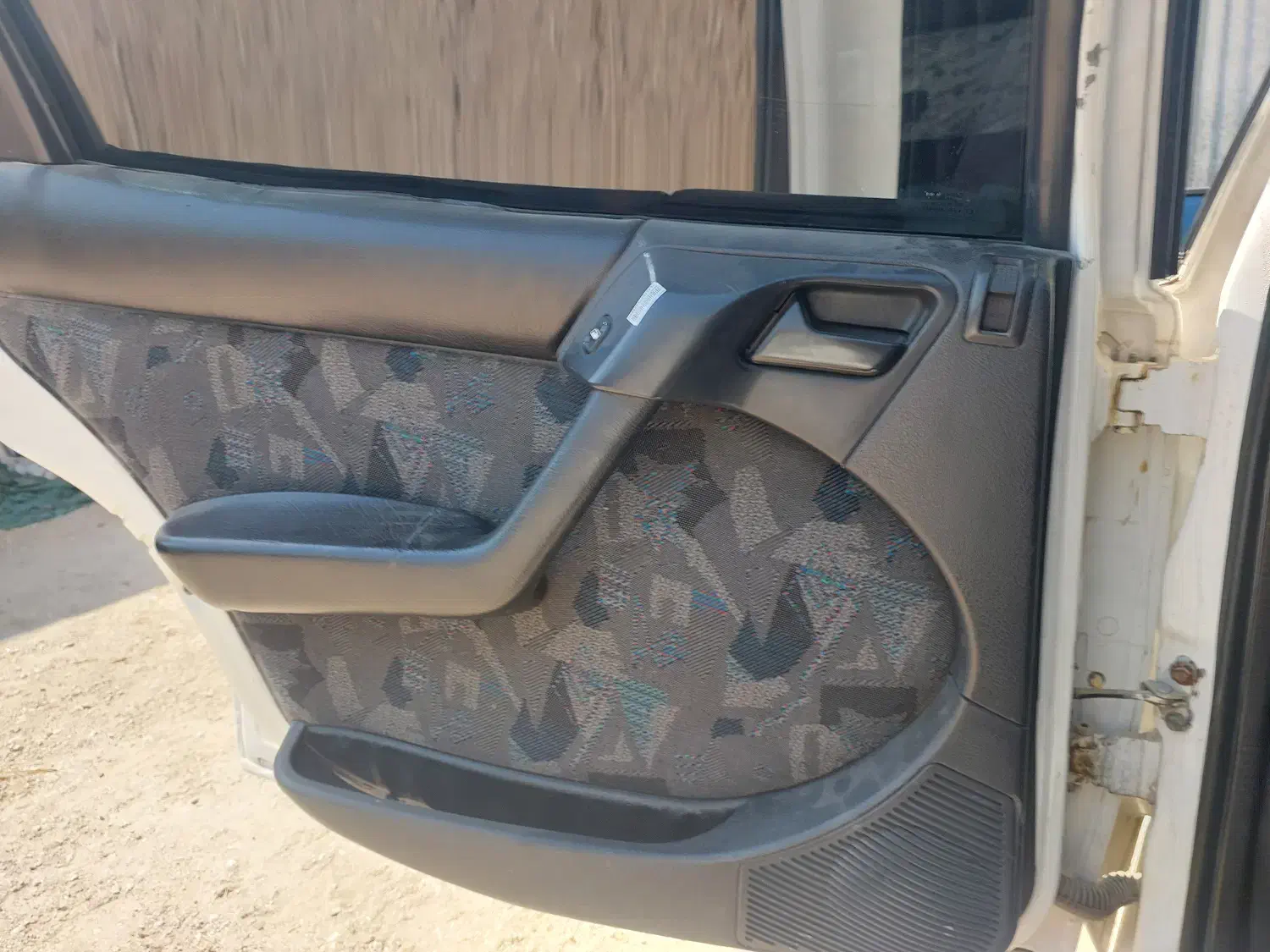 زانتیا مدل ۸۷ معامله فقط با ۴۰۵ مشکی|خودرو سواری و وانت|بندرعباس, |دیوار