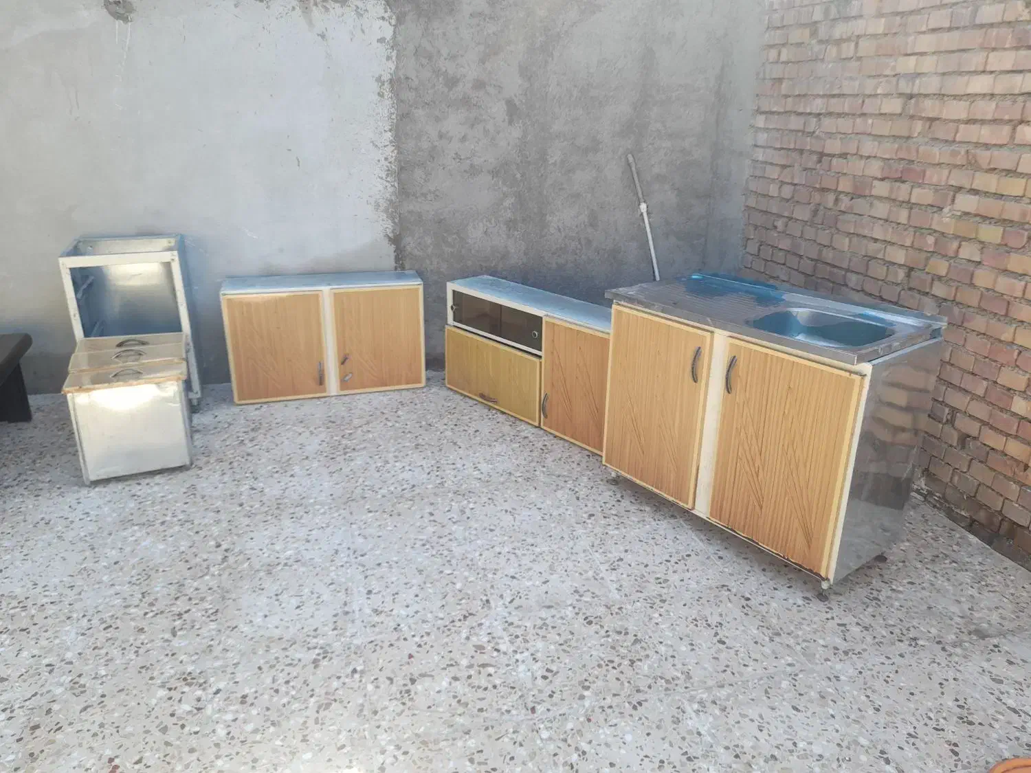 کابینت|مصالح و تجهیزات ساختمان|علی‌آباد کتول, |دیوار