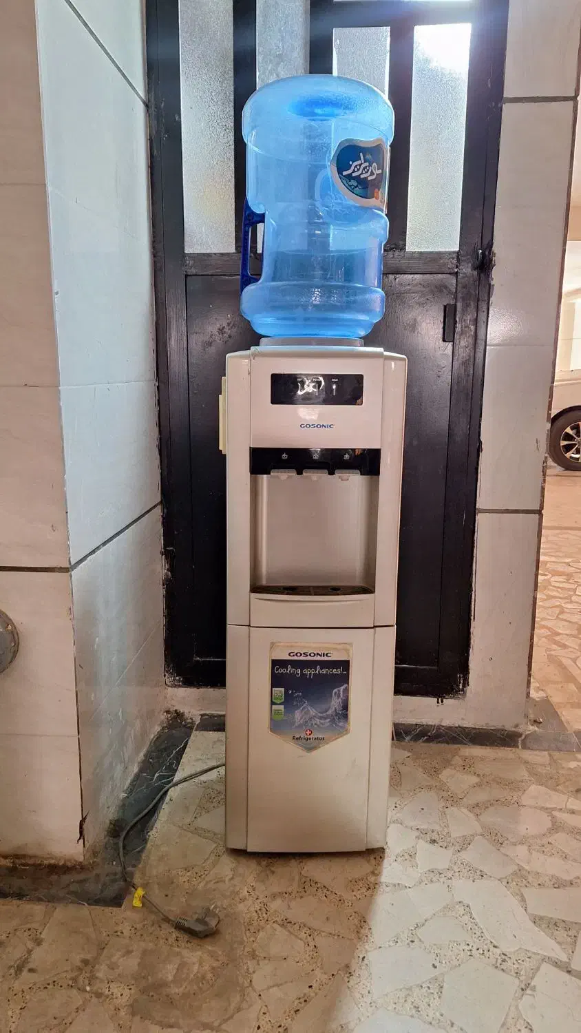 اب سردکن یخچالدار|آبسردکن و تصفیه آب|کرج, کمالشهر|دیوار