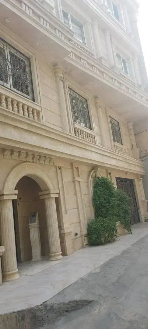 اپارتمان در حال ساخت مطهری خیابان بهیاری رو به نما|پیش‌فروش املاک|خرم‌آباد, |دیوار