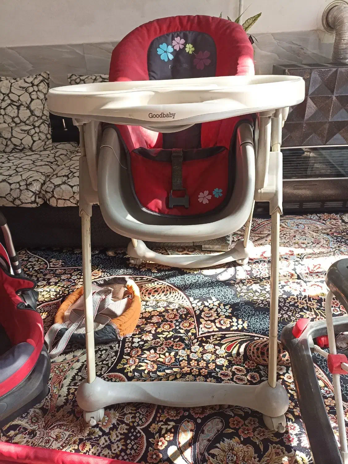 میز غذاخوری کودک|تخت و صندلی بچه|شیراز, ده پیاله|دیوار